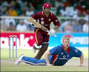 England's Andrew Flintoff misses a diving catch