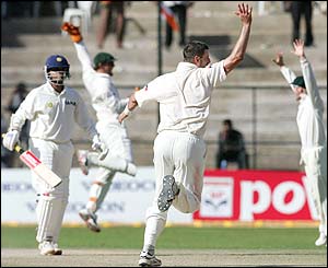 Ganguly heads to the pavilion 