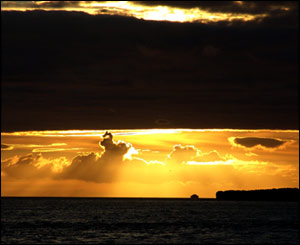 Sunset over Rhoose Point taken from Friers point, Barry Island (Roger Lavery)