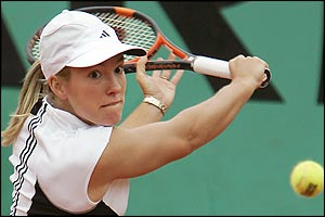 Top seed Justine Henin-Hardenne came into the tournament having not played for six weeks 