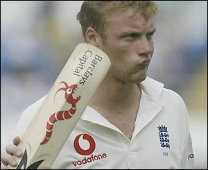 Scott Styris claims his third wicket as Flintoff falls short of his century