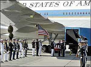 A Guard of Honour receives the remains of Ronald Reagan during an arrival ceremony at Naval Base Ventura County in Point Mugu, California