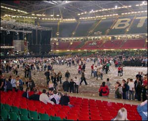 The Red Hot Chili Peppers in the Millennium Stadium
