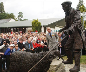 Prince Charles and sculpture of farmer
