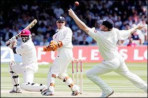 Flintoff gets fingertips to a flashing shot from Ridley Jacobs but can't hold on to the ball