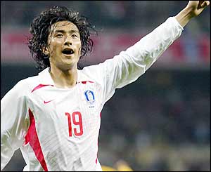 Scotland are beaten 4-1 by South Africa