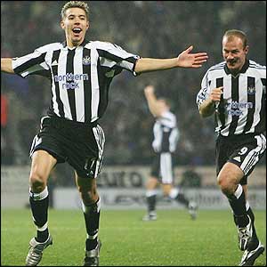 Darren Ambrose scores for Newcastle 