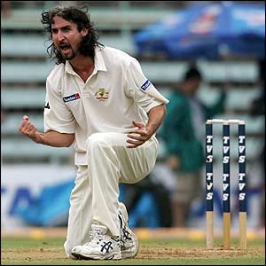 Jason Gillespie traps Gautam Gambhir lbw 