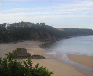 Photo of the beach at Tenby taken by Janet Evans of Aberystwyth