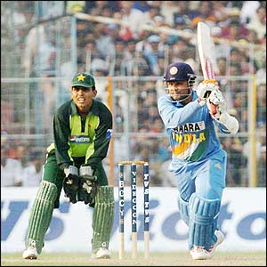 Sehwag looks impressive before getting out just after reaching his half-century