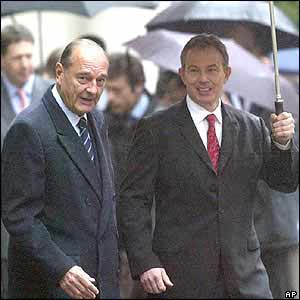 Jacques Chirac and Tony Blair after watching the Guard of Honour