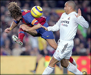 Carles Pujol thwarts Ronaldo