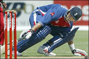 England's Vikram Solanki charges between the wickets