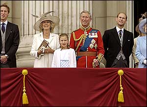 The Royal Family on the balcony