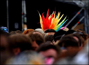 Crowd shot showing a multi-coloured mohican at the Isle of Wight Festival