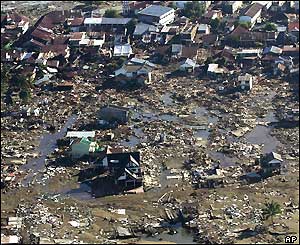 Aerial view of the town of Meulaboh in Aceh province, 29 Dec 