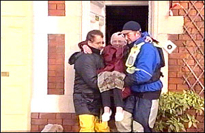 This woman decides it's time to leave