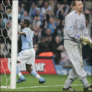 Shaun Wright-Phillips scores 