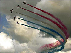 Red Arrows in 2004