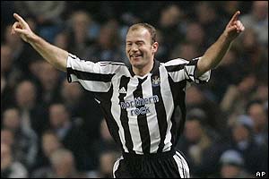 Alan Shearer hits his 250th Premiership goal