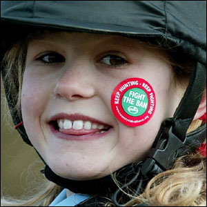 Young pro hunt supporter