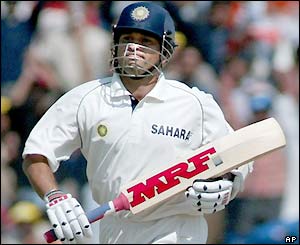 Sachin Tendulkar starts to build a useful score as India increase their first-innings lead