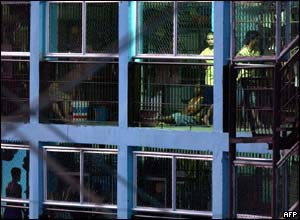 High security prison near Manila - 14/3/05