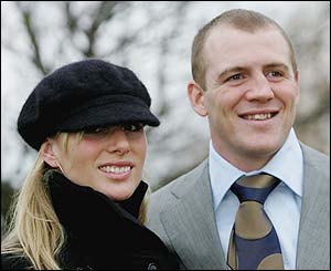 Zara Phillips arrives at the course with her boyfriend Mike Tindall