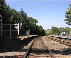 The main railway line at Ferryside looking towards Carmarthen from the level crossing (Nick Morgan, Caerphilly)