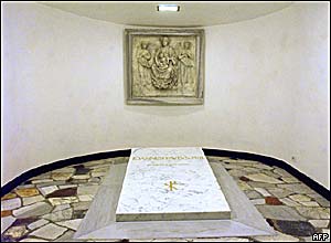Pope John Paul II's tomb
