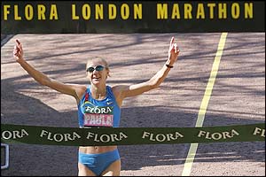 Radcliffe wins her third London Marathon