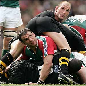 Lawrence Dallaglio and Martin Johnson in the thick of it