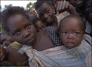 Locals turn out to see Scotland's First Minister Jack McConnell