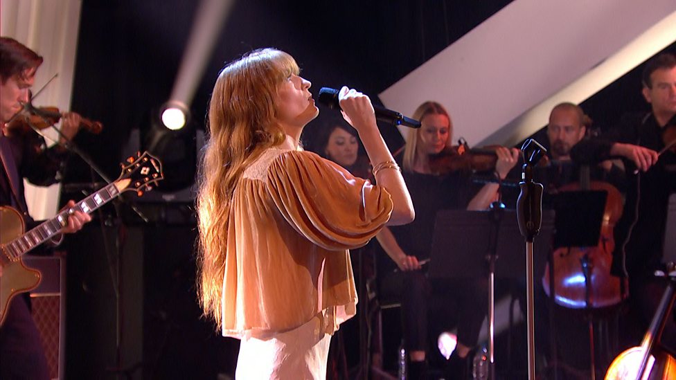 [WATCH] Florence + the Machine - Hunger