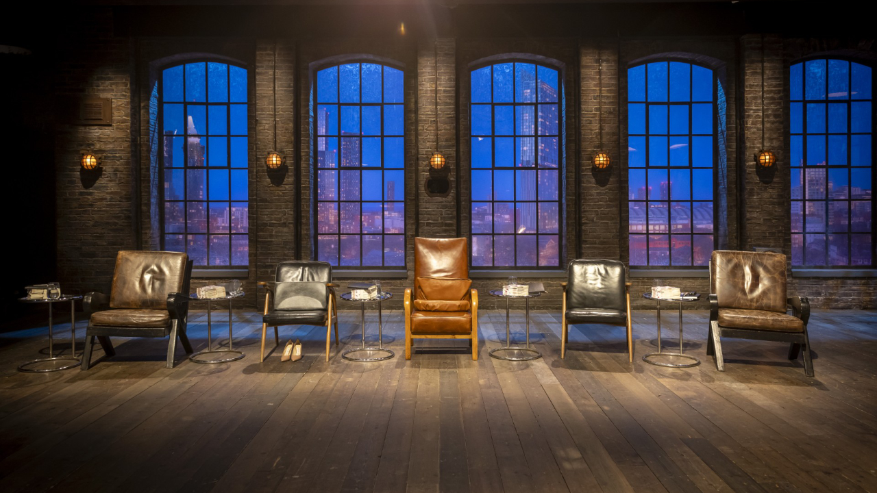 Dragons' Den empty chairs