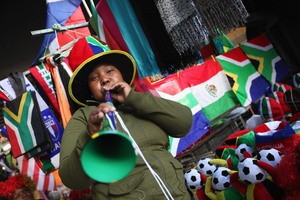 Thumbnail image for cefnogwr_cwpanbyd.jpg