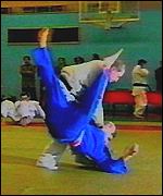 ..a dodnes na tatami nikoho nešetří