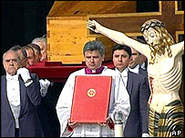 Papa'nın cenaze töreni