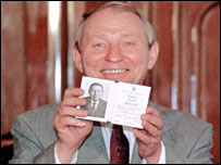 Леонід Кучма з президентським мандатом