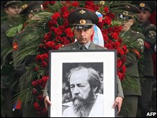 Đám tang nhà văn Alexander Solzhenitsyn 