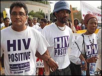 Manifestantes em congresso sobre Aids na África do Sul