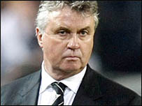 Ông Guss Hiddink