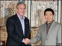 جارج بش جاپان، جنوبی کوریا، چین اور منگولیا کے دورے پر ہیں