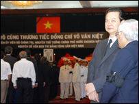 Đương kim Thủ tướng VN Nguyễn Tấn Dũng tại đám tang Ông Võ Văn Kiệt