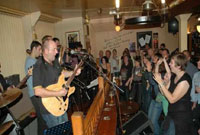 Neil Rosser yn yr Adam & Eve