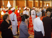 Lễ viếng cố thủ tướng Võ Văn Kiệt-hình của Thái An gửi cho BBC