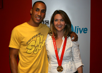 VictoriaJamesDegale2.jpg