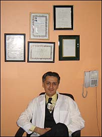 دکتر هومن ملوک پور