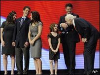 جان مک کین و خانواده پی لین