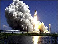 Lançamento do ônibus espacial Discovery